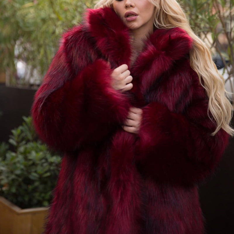 Manteau femme élégant en fausse fourrure volumineuse