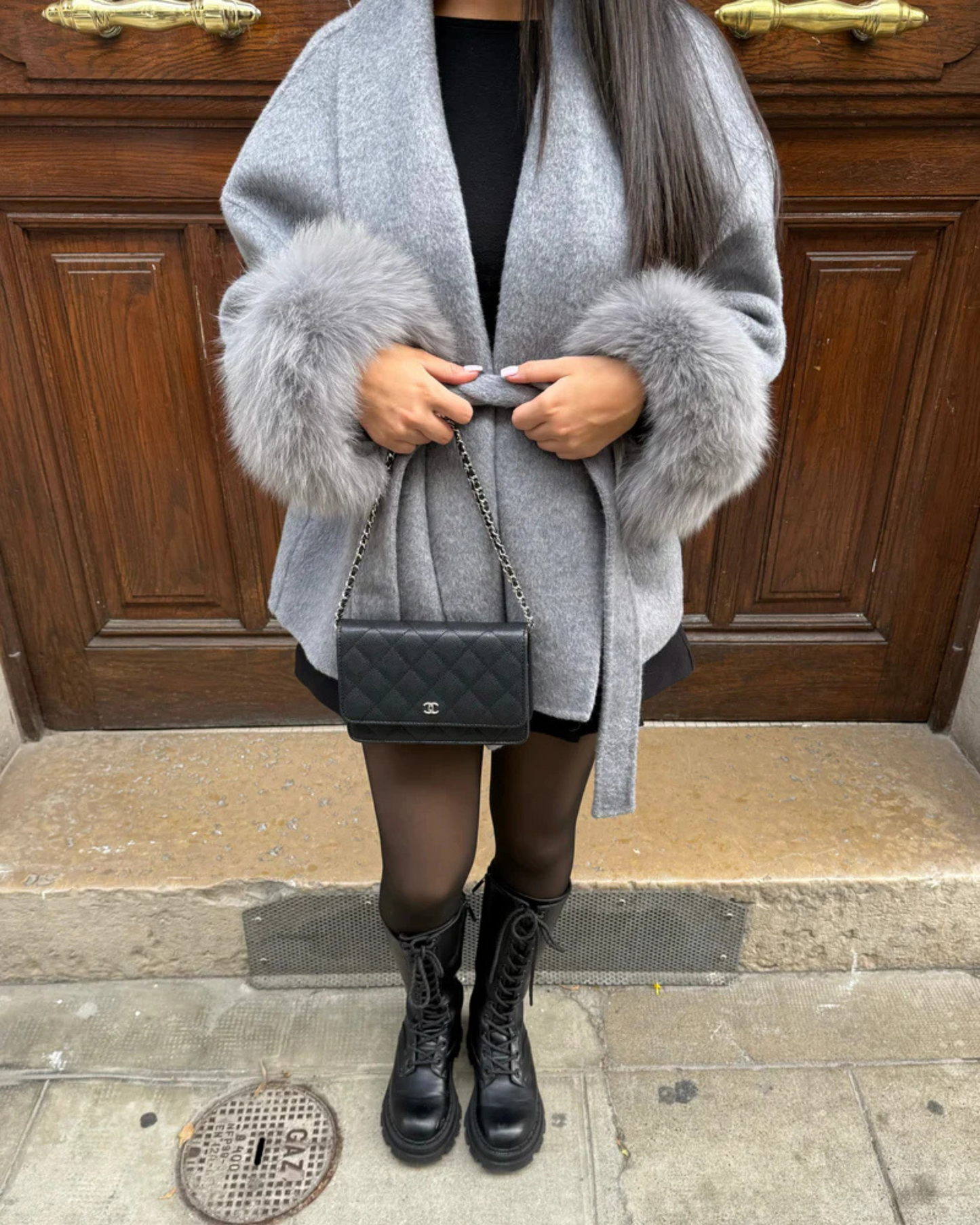 Manteau élégant pour femme, design de luxe