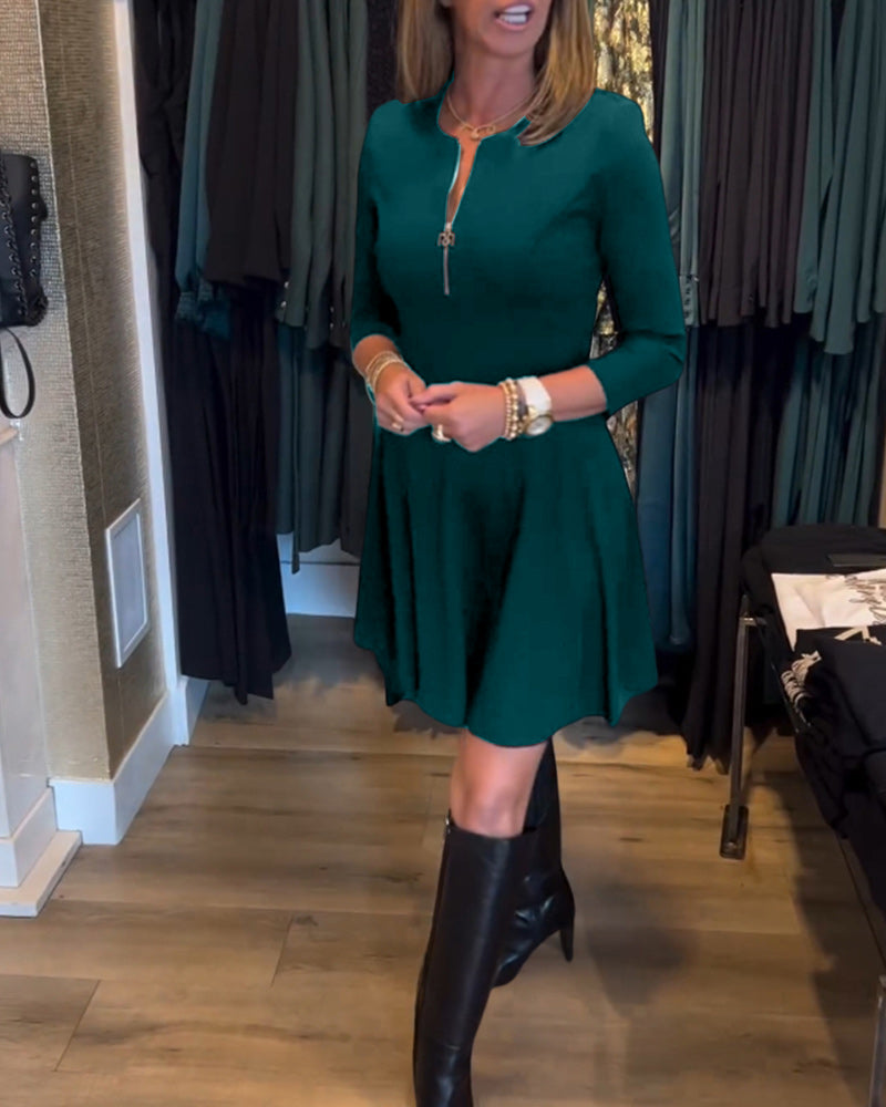 Robe élégante unie à fermeture éclair pour femme