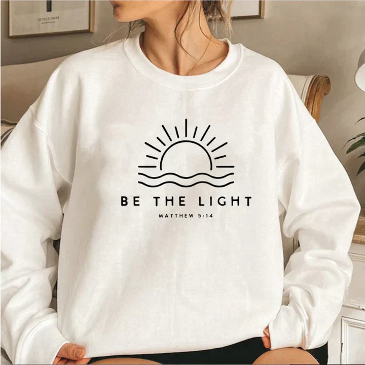 Pull stylé "Be The Light"