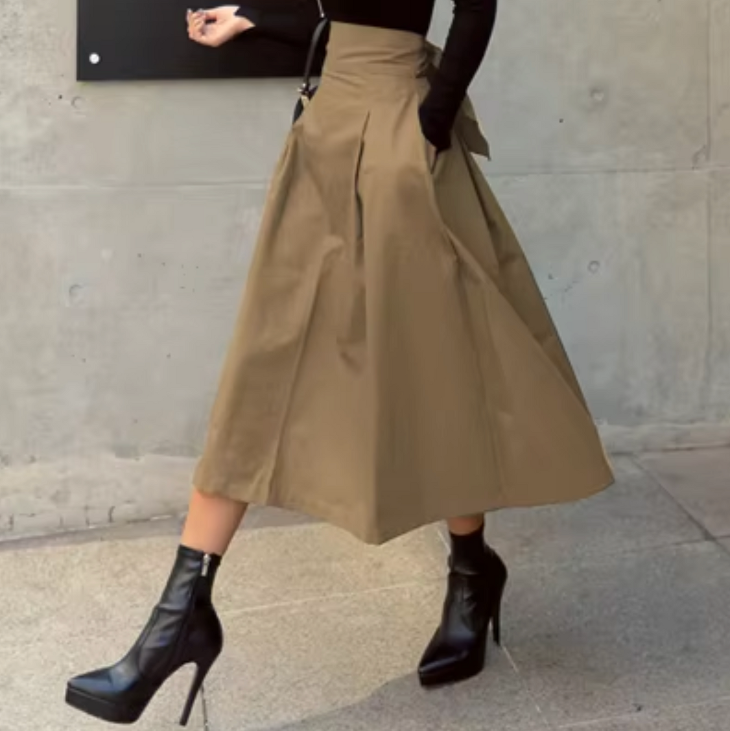 Élégante jupe longue femme avec nœud