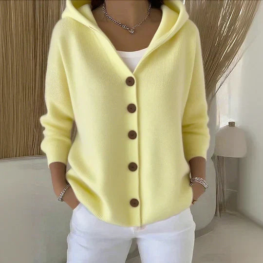 Cardigan douillet à capuche et boutons
