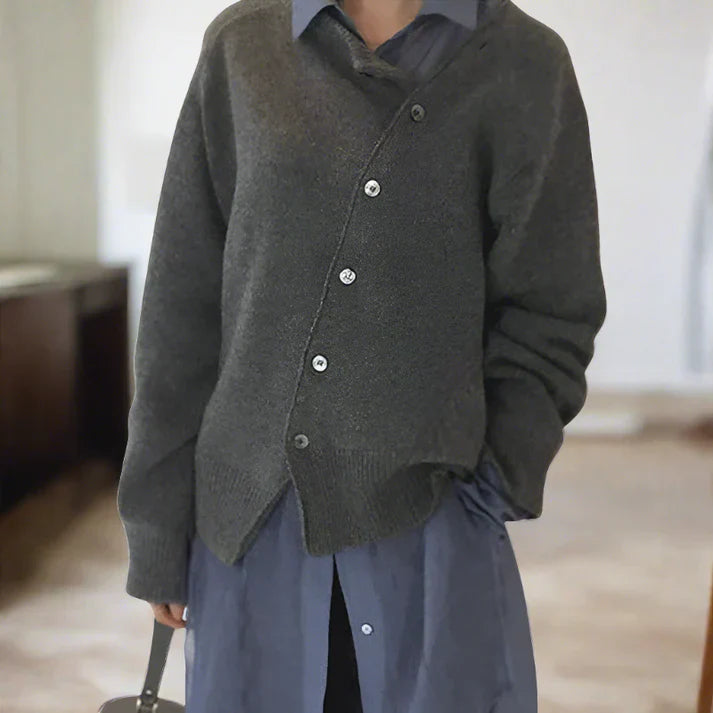 Cardigan souple femme, boutons diagonaux