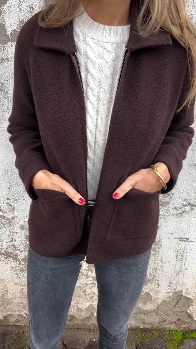 Veste courte moderne coupe slim femme