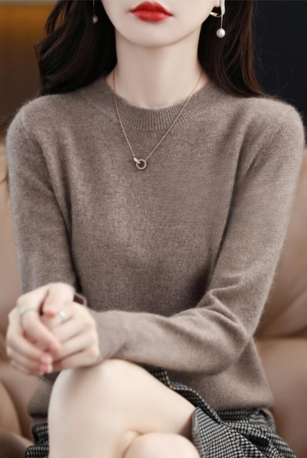 Pull doux à manches longues style moderne