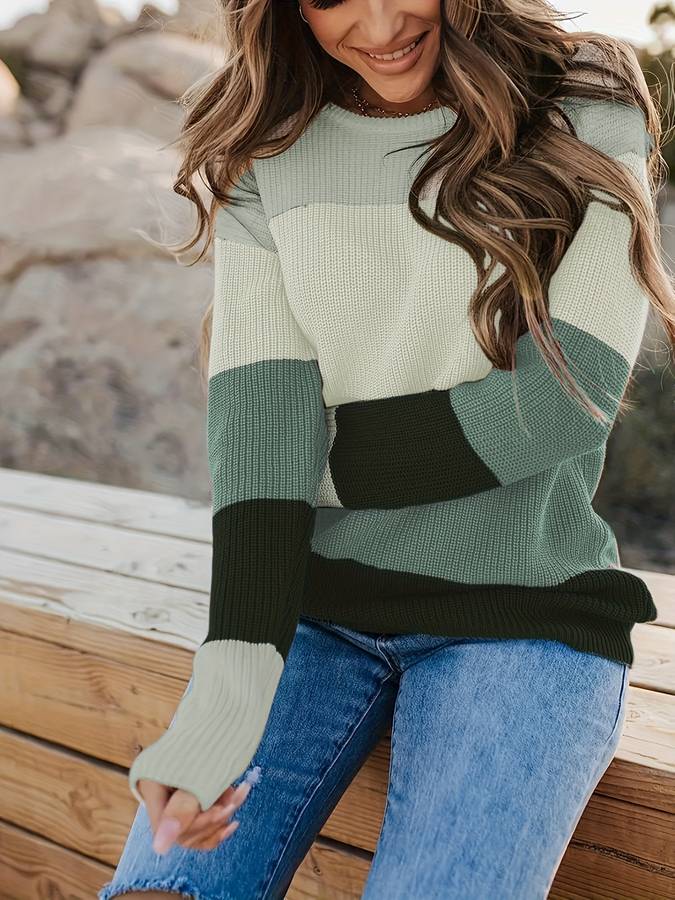 Pull pour femme élégant motif rayé moderne