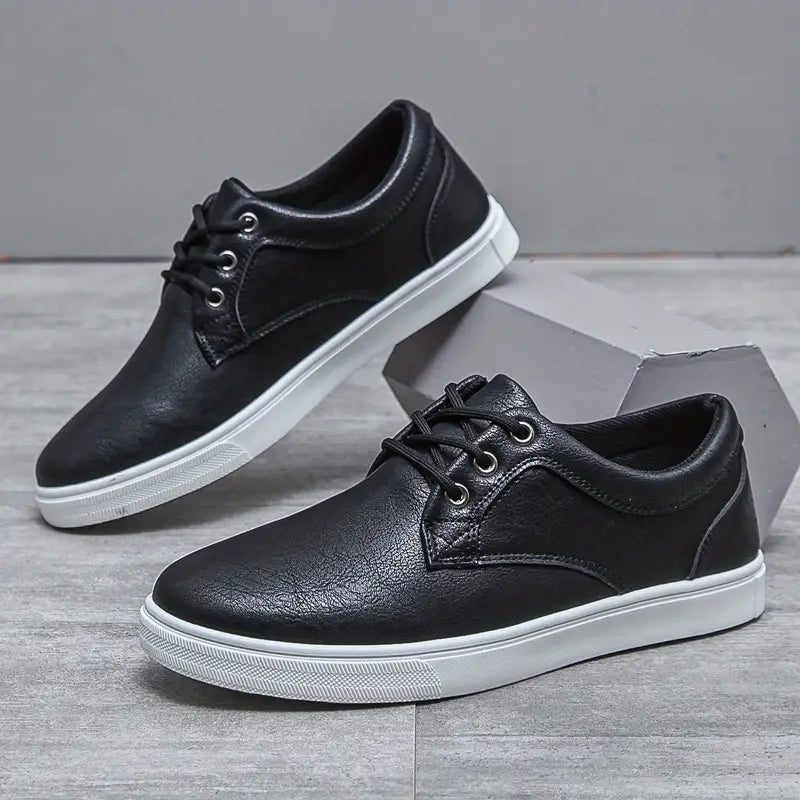 Baskets homme noir à lacets