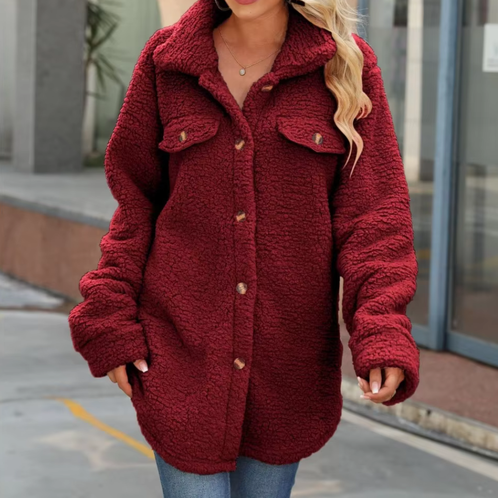 Élégante veste d'hiver pour femme au design duveteux