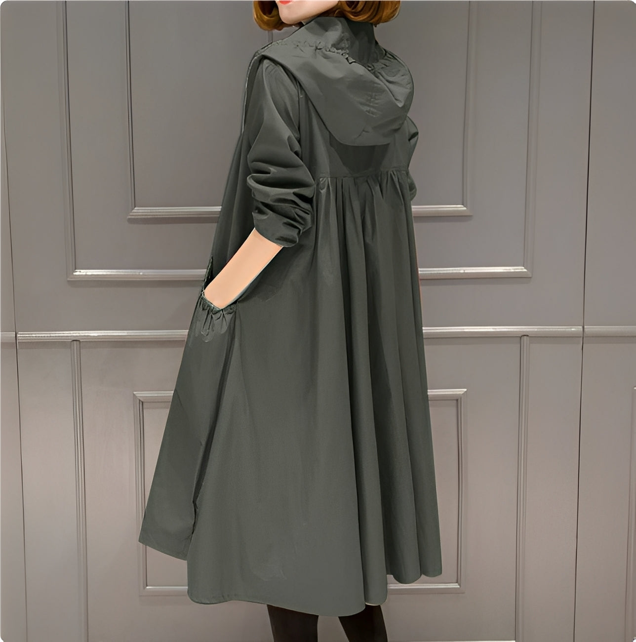 Imperméable femme élégant à capuche