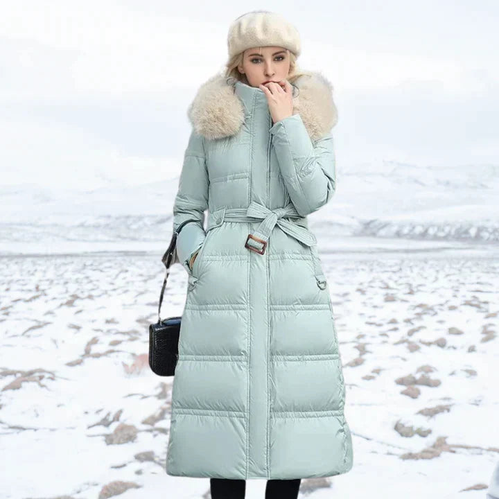 Manteau d'hiver élégant pour femme de luxe
