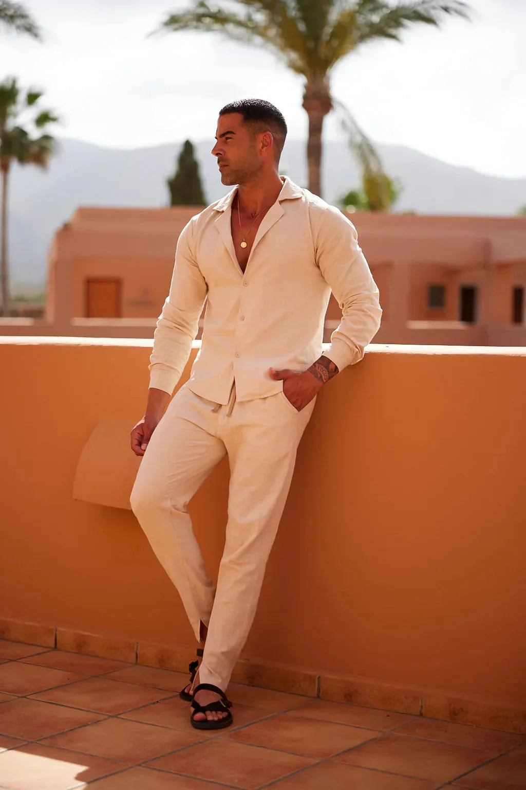 Chemise en lin élégante homme style classique