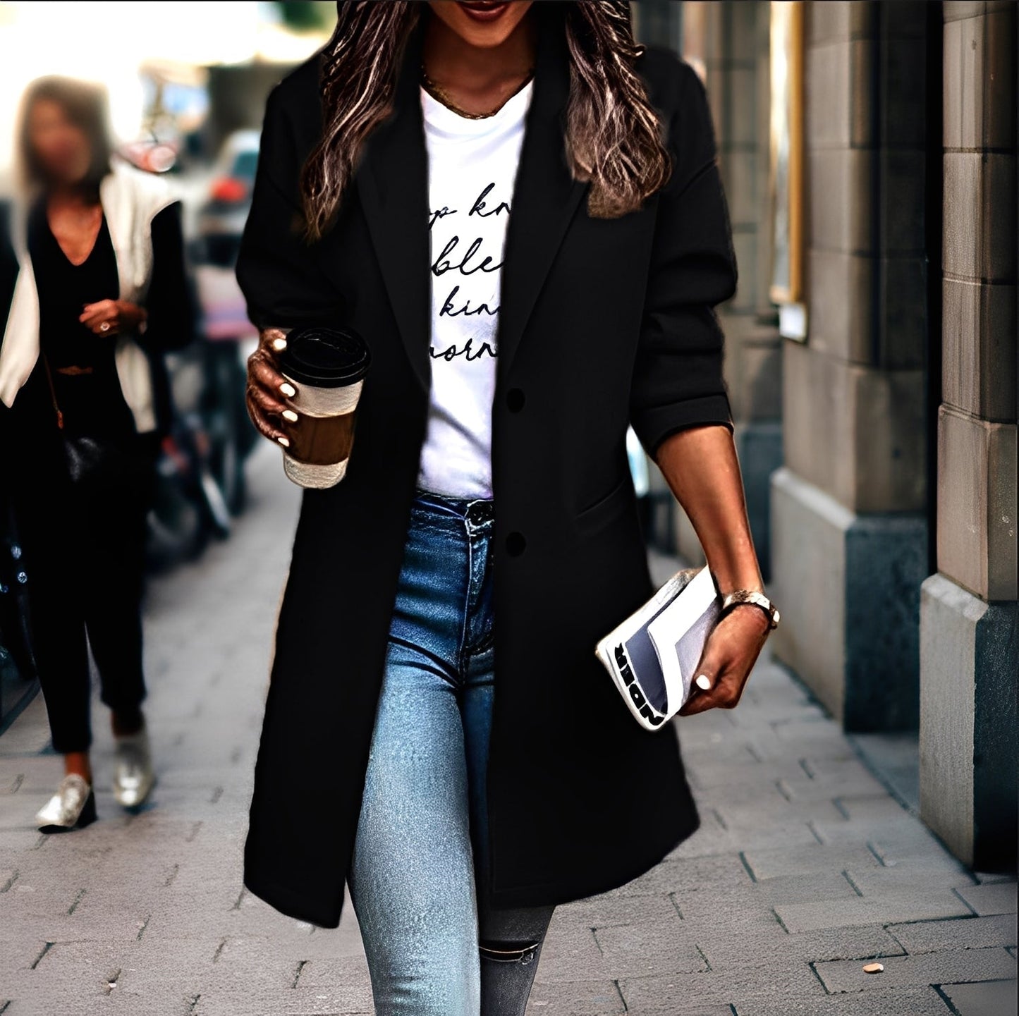 Manteau stylé pour femme en laine chaude