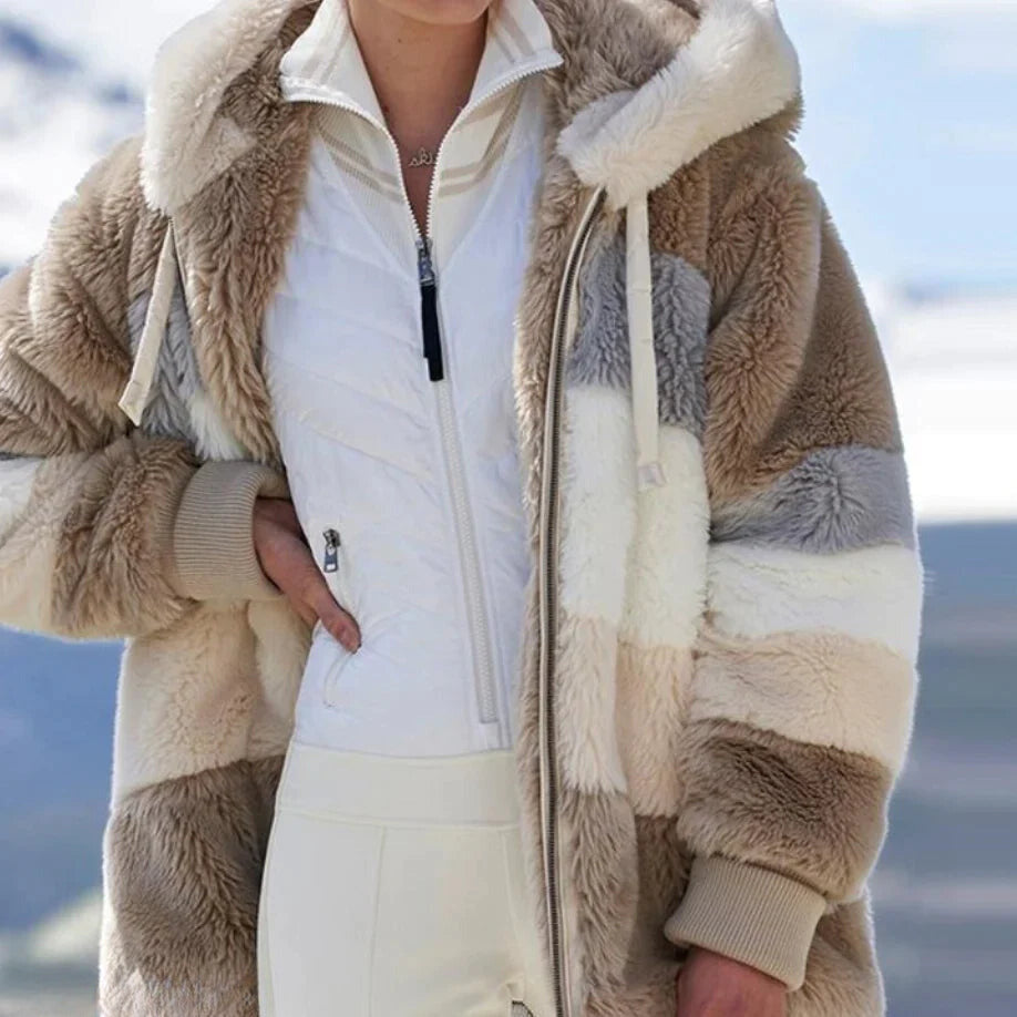 Veste à capuche douce en tweed pour femme avec rembourrage en laine