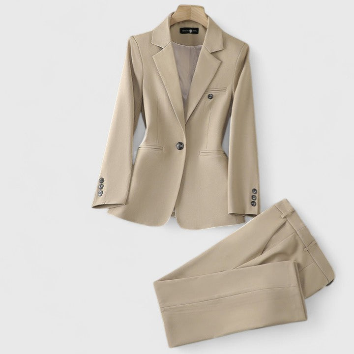 Ensemble de tailleur-pantalon élégant pour femme