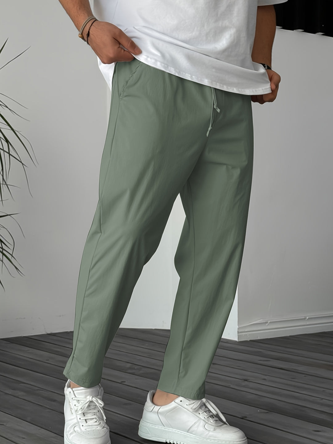 Pantalon de randonnée pratique et fonctionnel pour homme