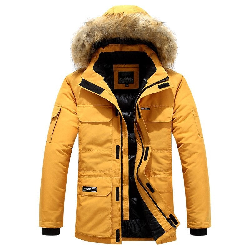 Manteau d'hiver homme avec détails en fourrure de luxe