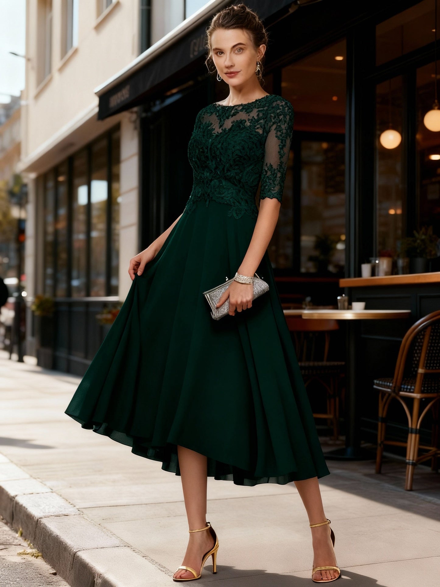 Robe de soirée de luxe en satin élégante