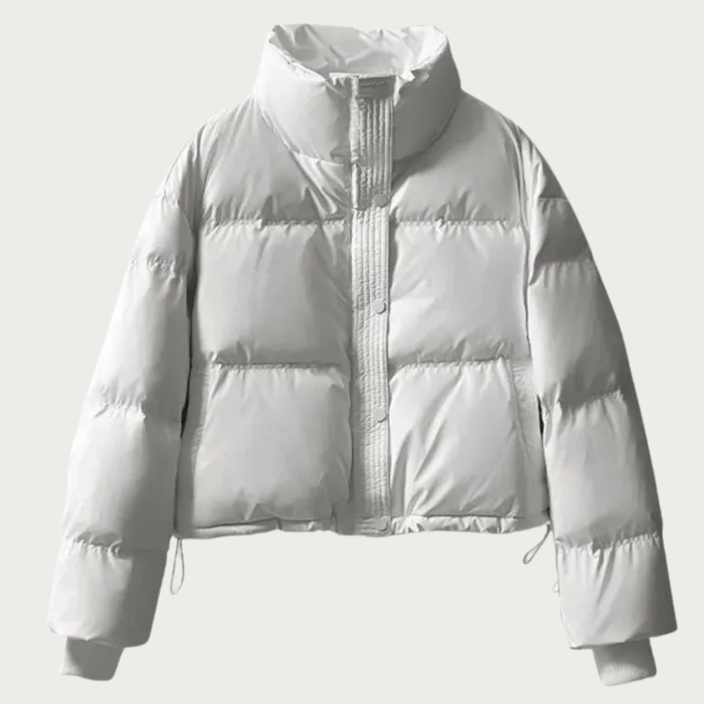 Veste courte femme chaude isolée