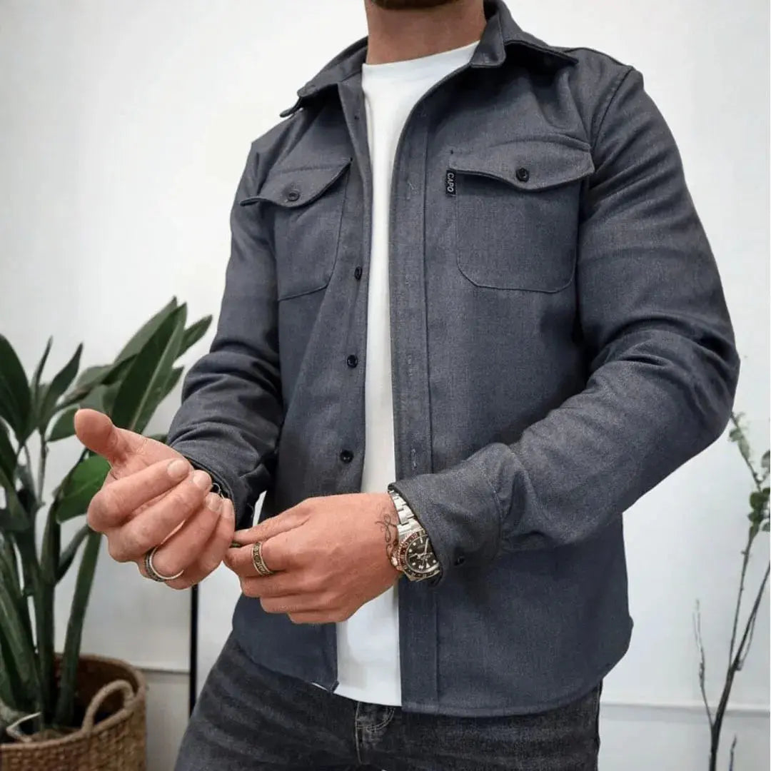 Overshirt stylé, patte de boutonnage, coupe décontractée