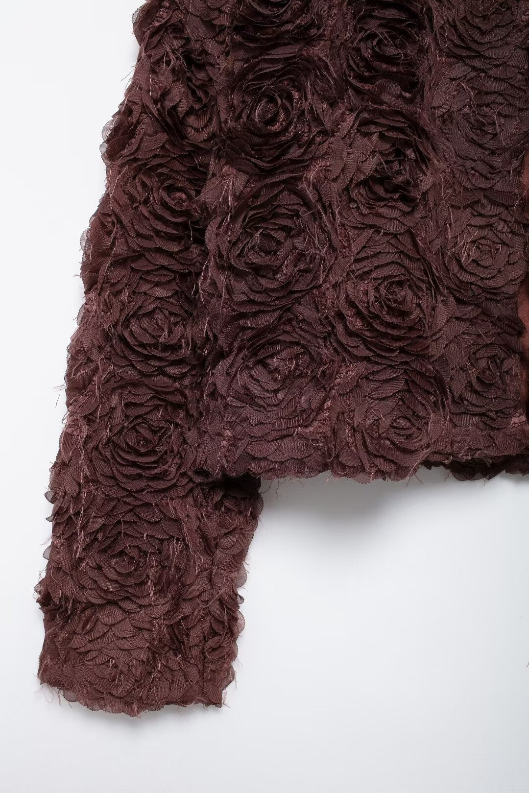Modisches Cropped-Jacket mit Stickerei - IdealeKleiden