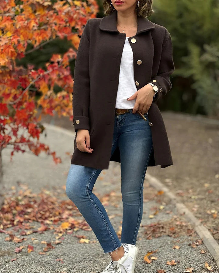 Veste en laine moderne pour femme avec poches et boutons