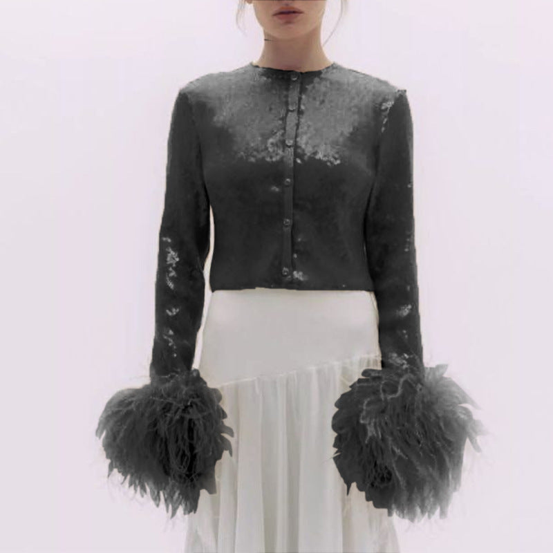 Chemisier élégant pour femme avec plumes, design chic