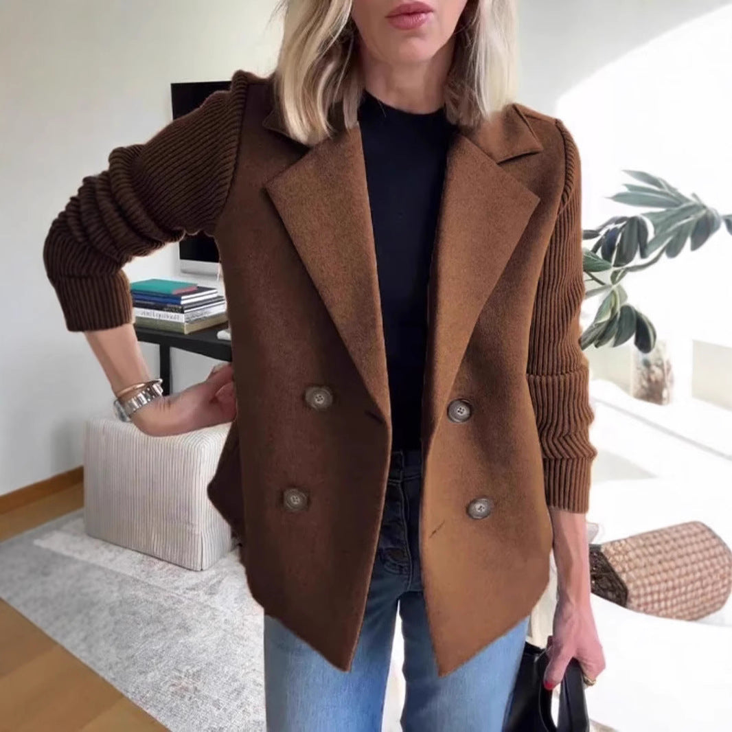 Blazer femme élégant à double boutonnage style moderne