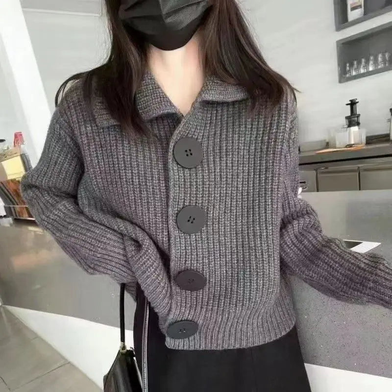 Cardigan élégant pour femme avec fermeture boutonnée