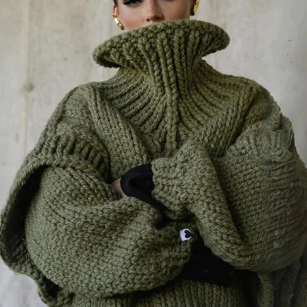 Robe classique à col roulé oversize