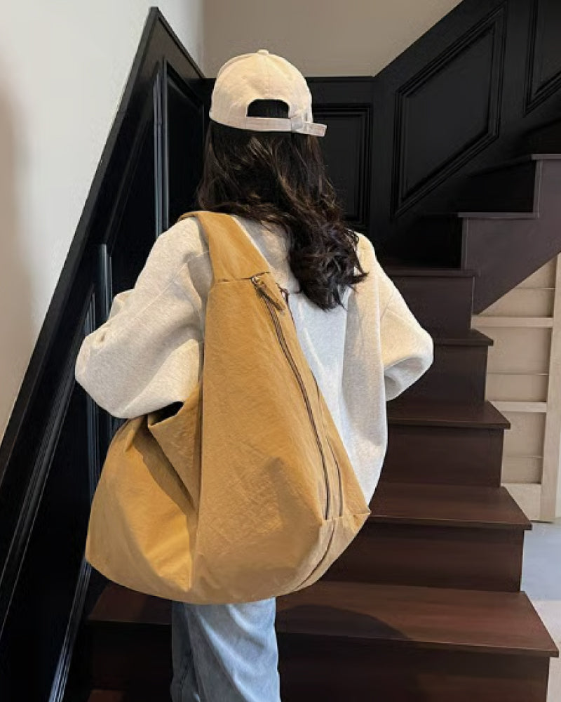 Grand sac à bandoulière pratique