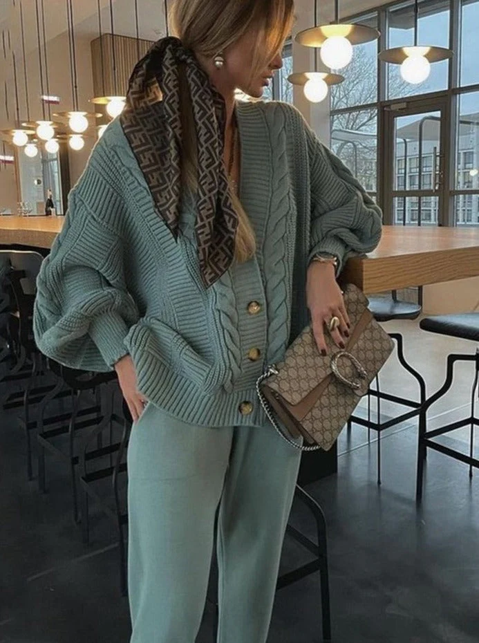 Ensemble tricoté souple pour femme avec gilet oversize