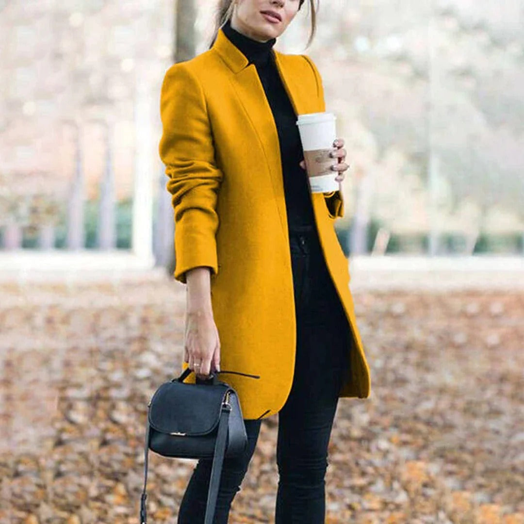 Manteau élégant en laine pour femme, longueur genou, cintré