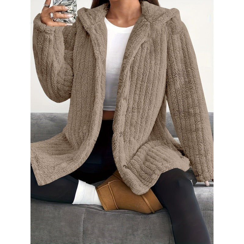 Veste oversize en teddy douce à capuche et fermeture boutonnée