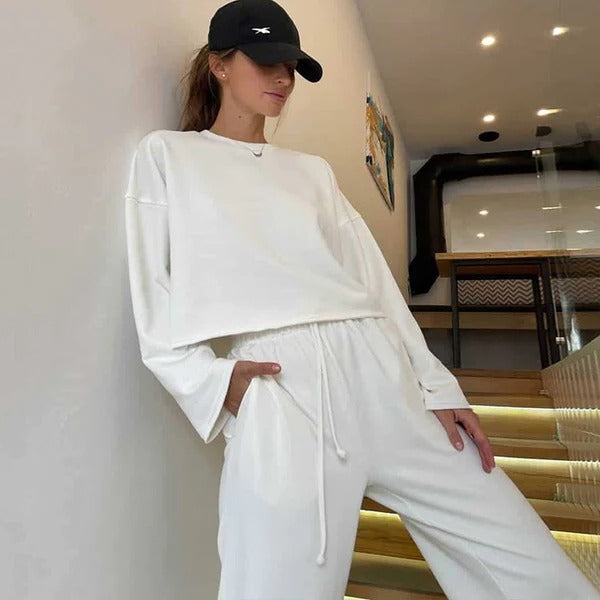 Ensemble d'entraînement confortable : T-shirt à manches longues et pantalon de jogging
