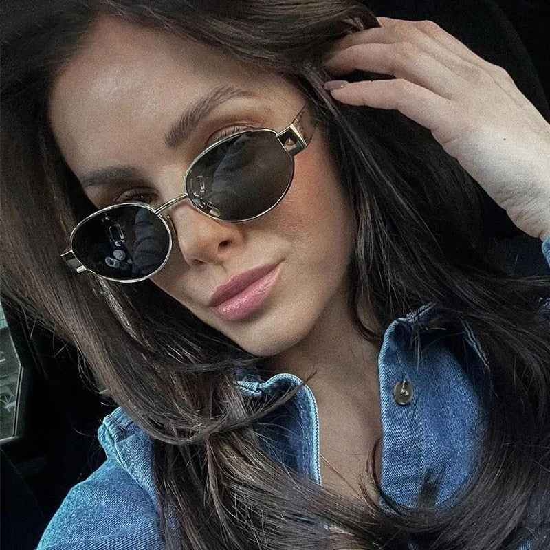 Livia - Lunettes de soleil élégantes ovales à accent argenté
