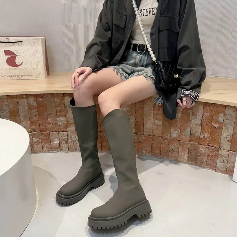 Bottes hautes cuissardes en cuir