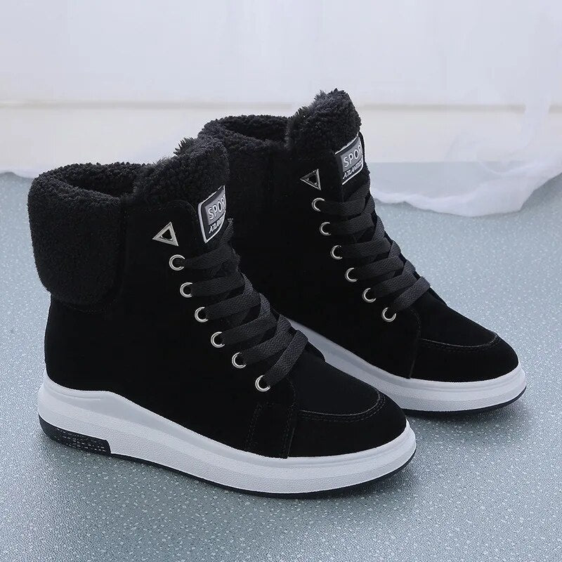 Bottes Femme Stylées Sportives Élégantes