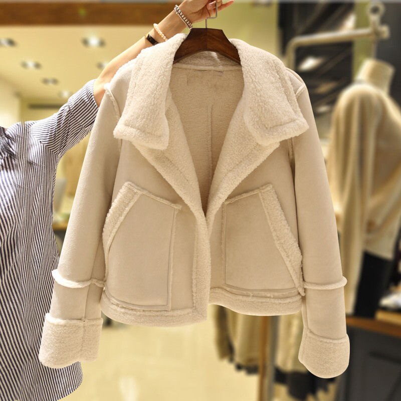 Veste en cuir femme élégante en daim