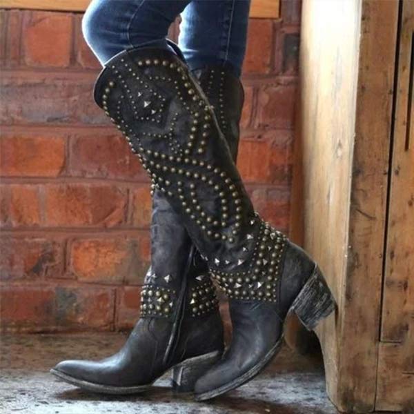 Bottes élégantes pour femmes à talons hauts cloutés