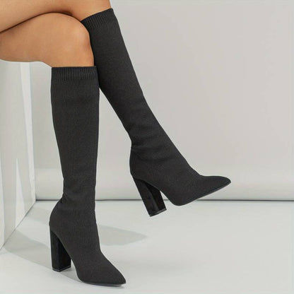 Chaussettes montantes confortables et chaudes