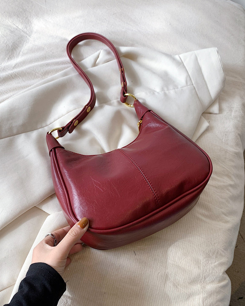 Élégante veste en cuir épaulettes