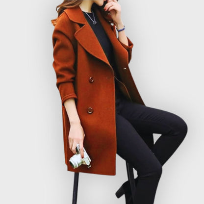 Trench-coat classique pour femme au design élégant