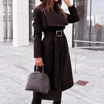 Élégant manteau en laine de coupe classique