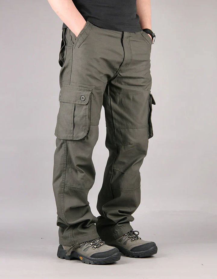 Herrenhose Mit Vielen Taschen - Lässiger Outdoor Look - IdealeKleiden