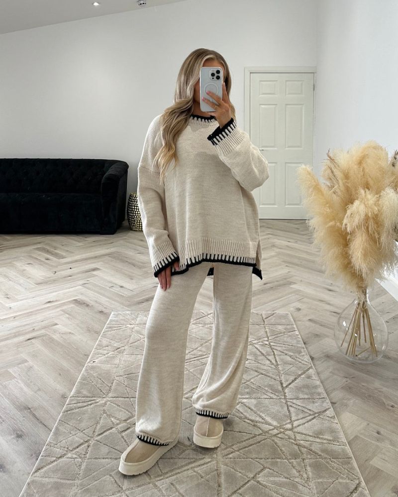 Bequemes Lounge-Set Gemütlich Gestrickt - IdealeKleiden