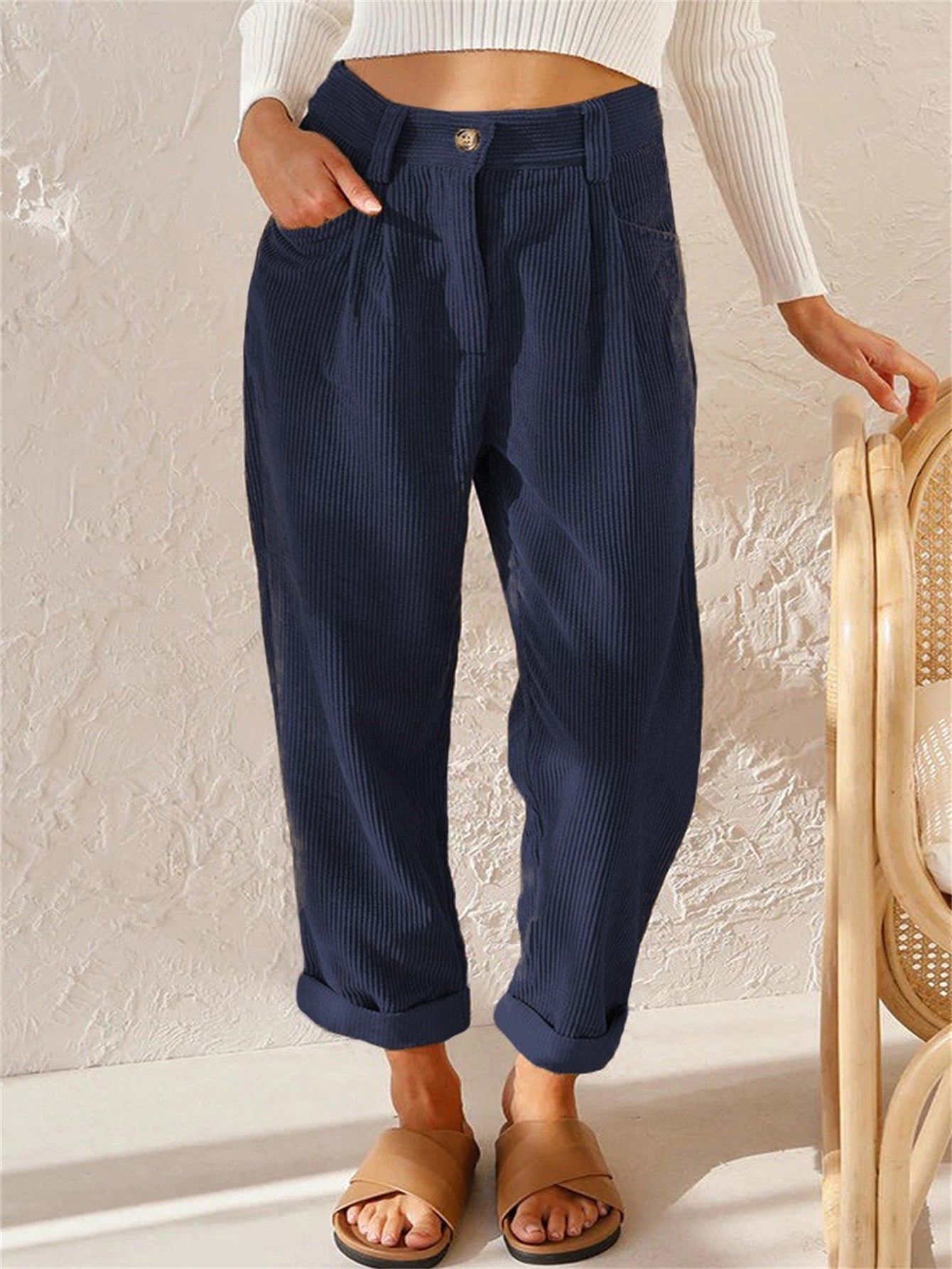 Pantalon élégant pour femmes Coupe droite Mode moderne