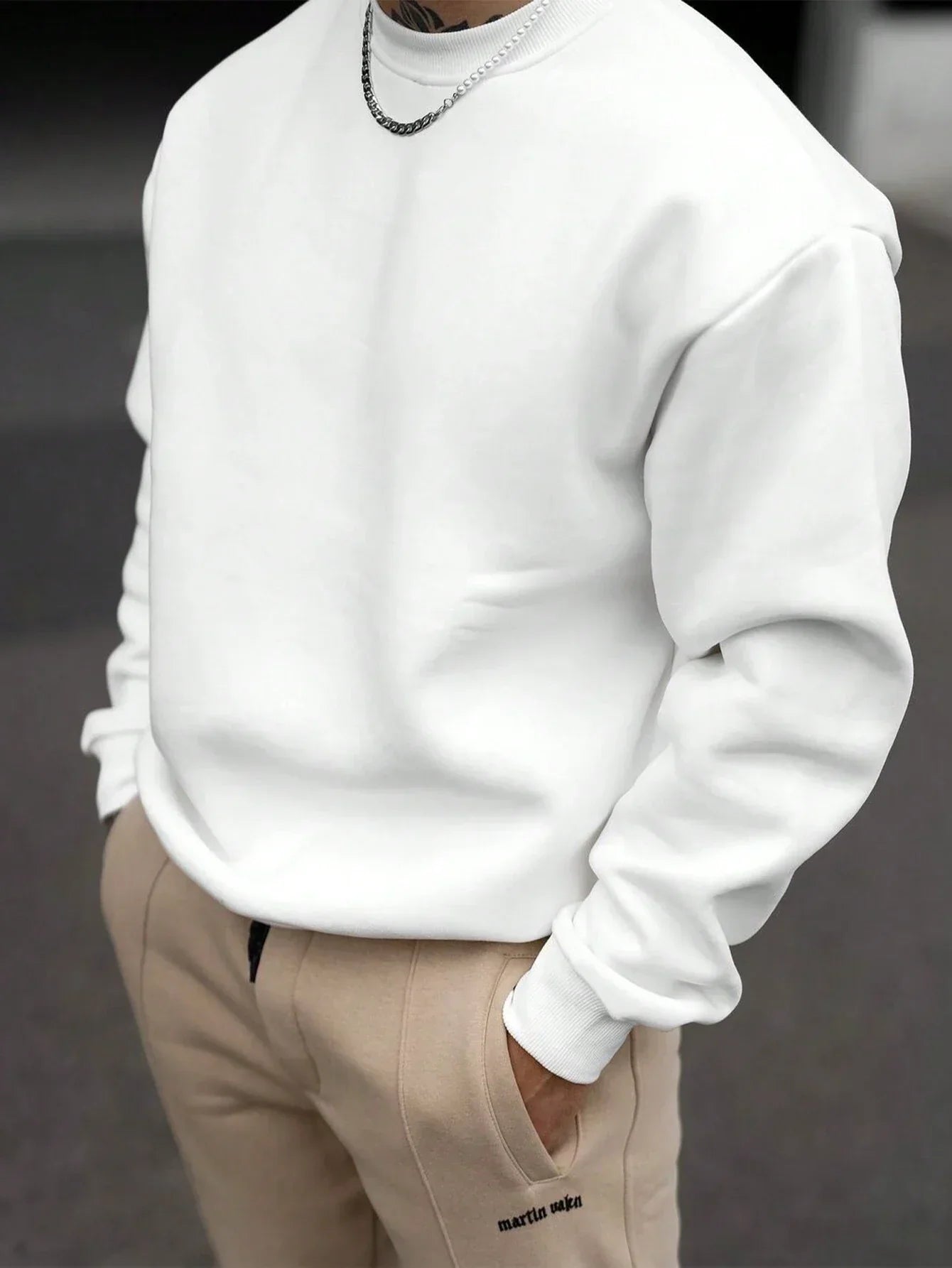 Sweat-shirt ras-du-cou confortable pour homme