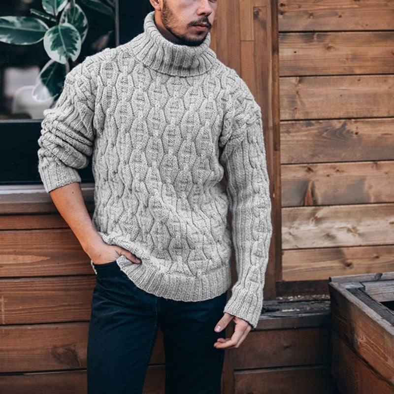 Pull en maille torsadée à col montant pour homme