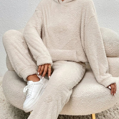Ensemble de survêtement douillet à capuche pour femme (Collection Printemps)