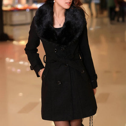 Manteau élégant en fourrure blanc hiver